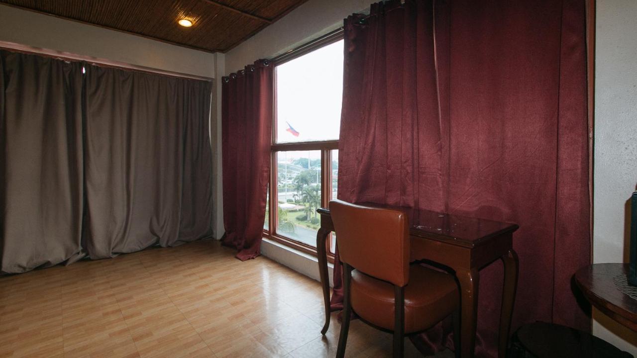 Reddoorz @ Manila Airport Hotel Paranaque City ภายนอก รูปภาพ